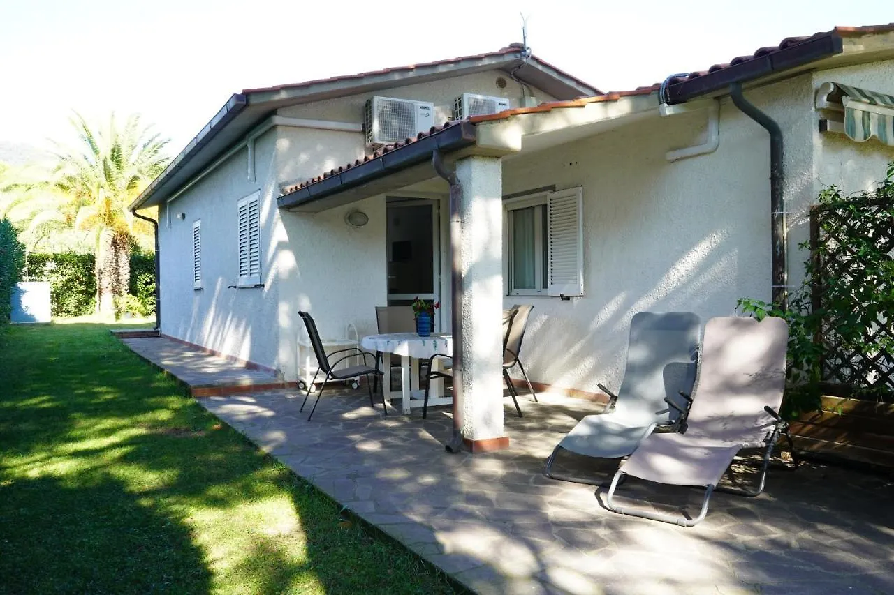 Casaisoladelba Apartment Lacona