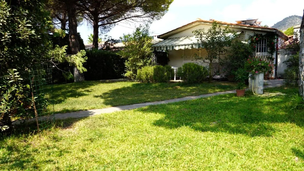 Casaisoladelba Apartment Lacona