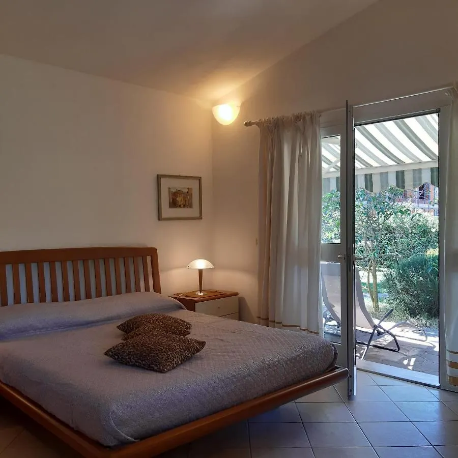 Casaisoladelba Apartment Lacona