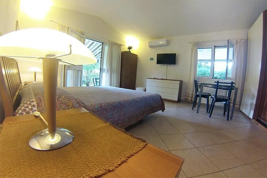 Casaisoladelba Apartment Lacona