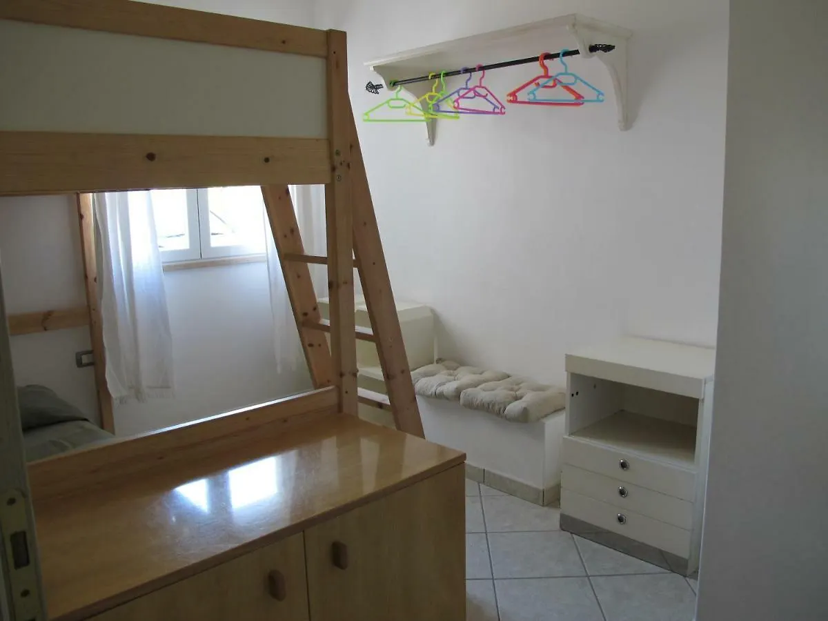 Casaisoladelba Apartment Lacona Italy