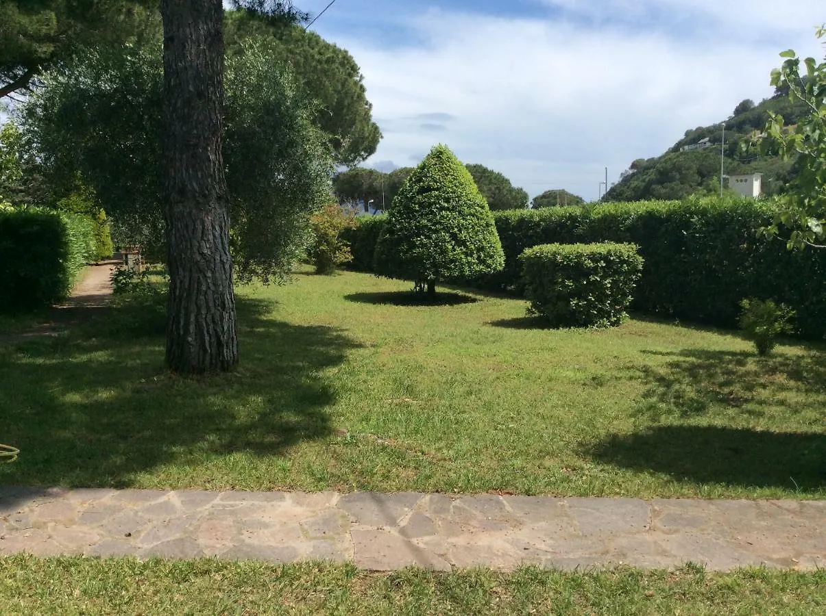 Casaisoladelba Apartment Lacona Italy
