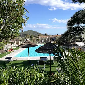 Il Mandorlo Aparthotel